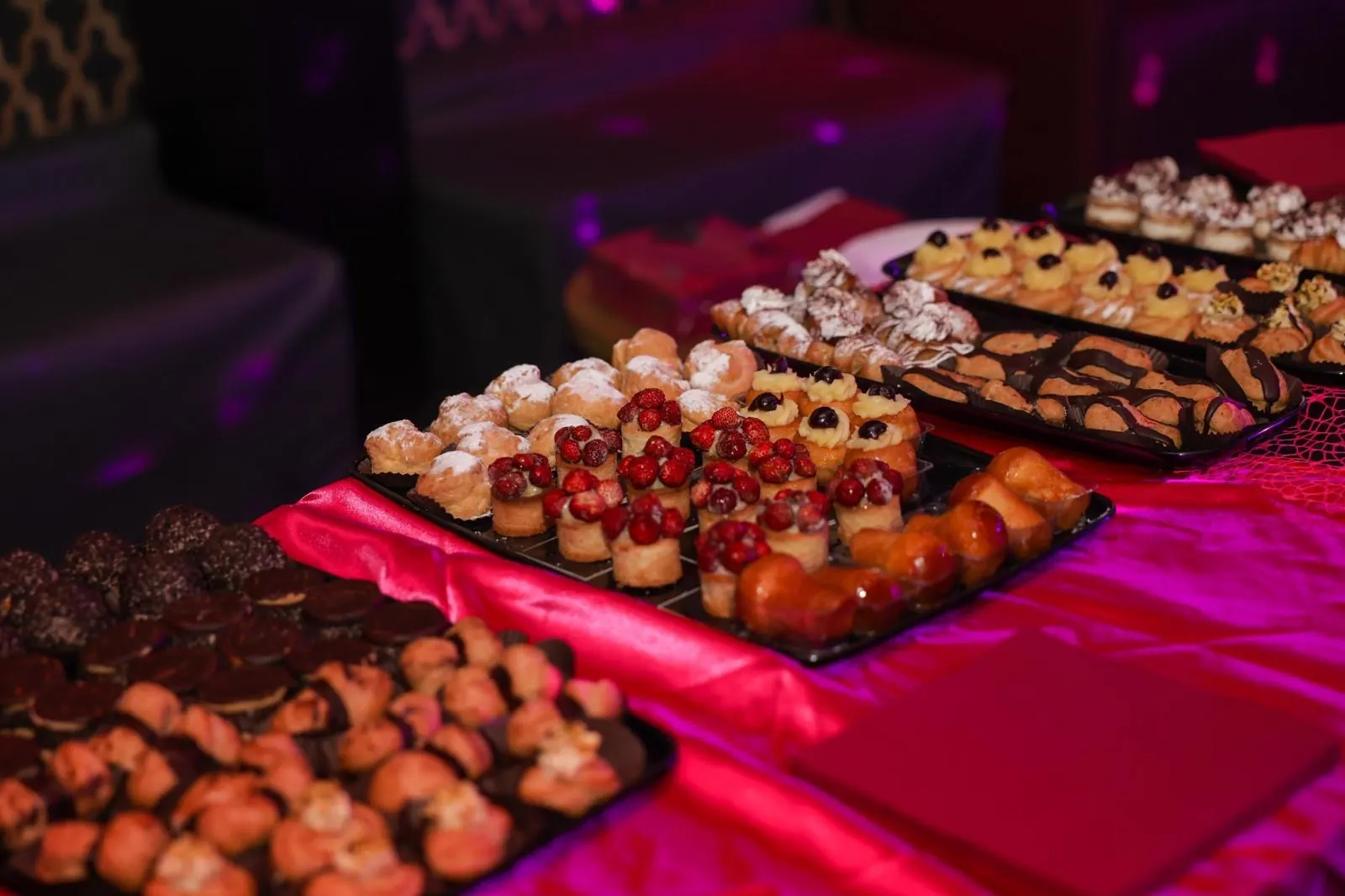 Living Varcaturo festa privata Napoli - living varcaturo buffet caprese e frittini 30
